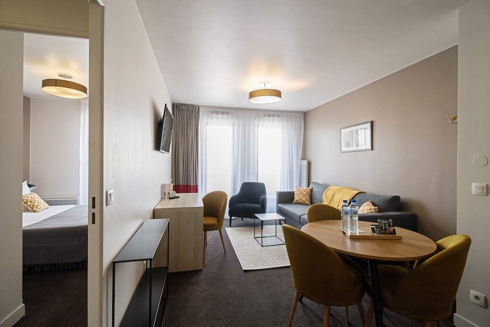 Appart City Confort Paris Villejuif 42/60