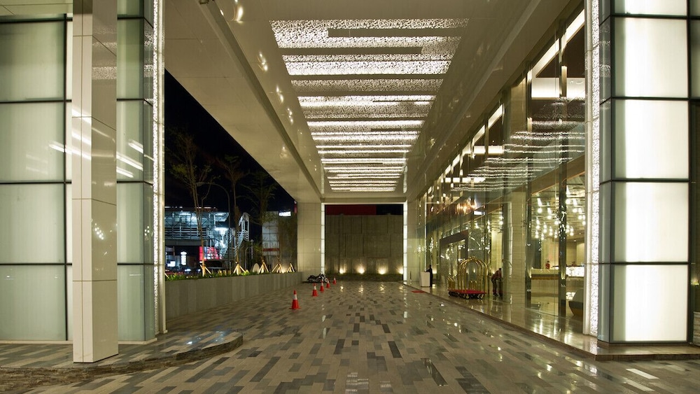 Grand Mercure Jakarta Harmoni 12/68