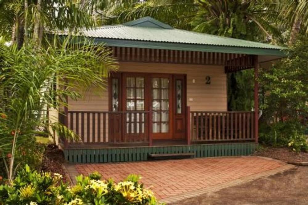 CAIRNS SUNLAND LEISURE PARK 2/35