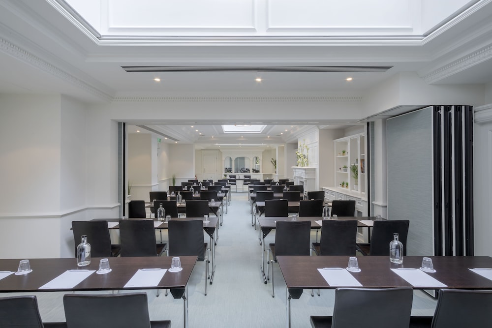 Melia London Kensington Member of Melia Collection 83/93