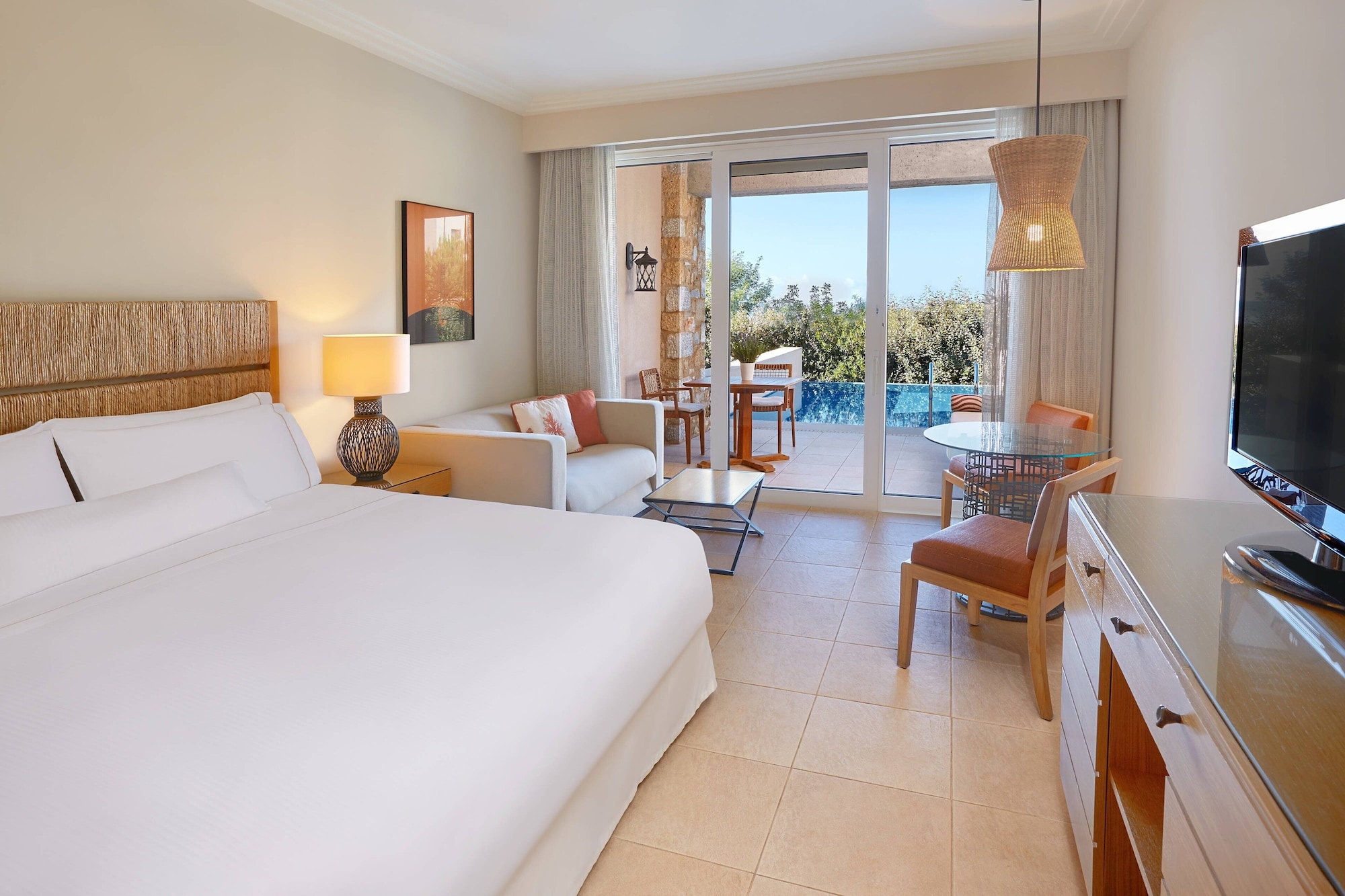 Infinity, King Bed, Garden View, Private Pool