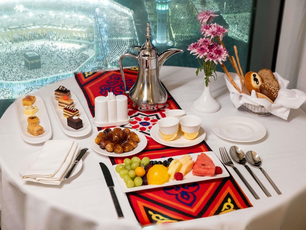 سويس اوتيل المقام مكة(Swissotel Al Maqam Makkah) 55/76