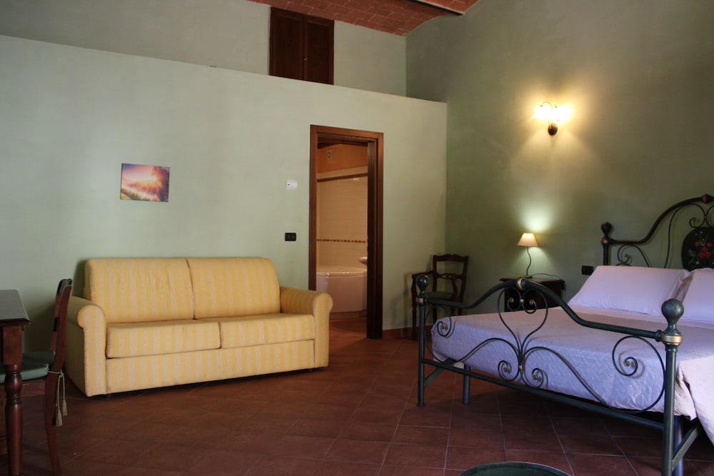 Nuovo Etruria Resort 7/26