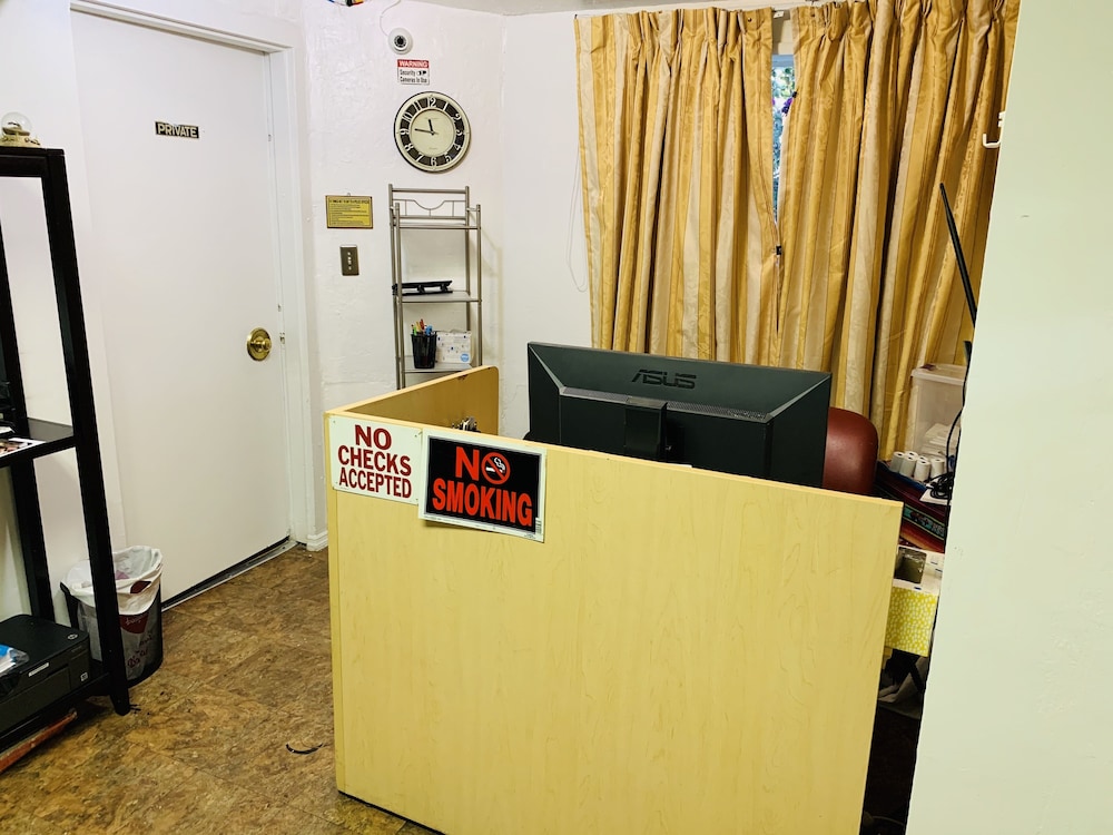 Pacheco Pass Motel 2/26
