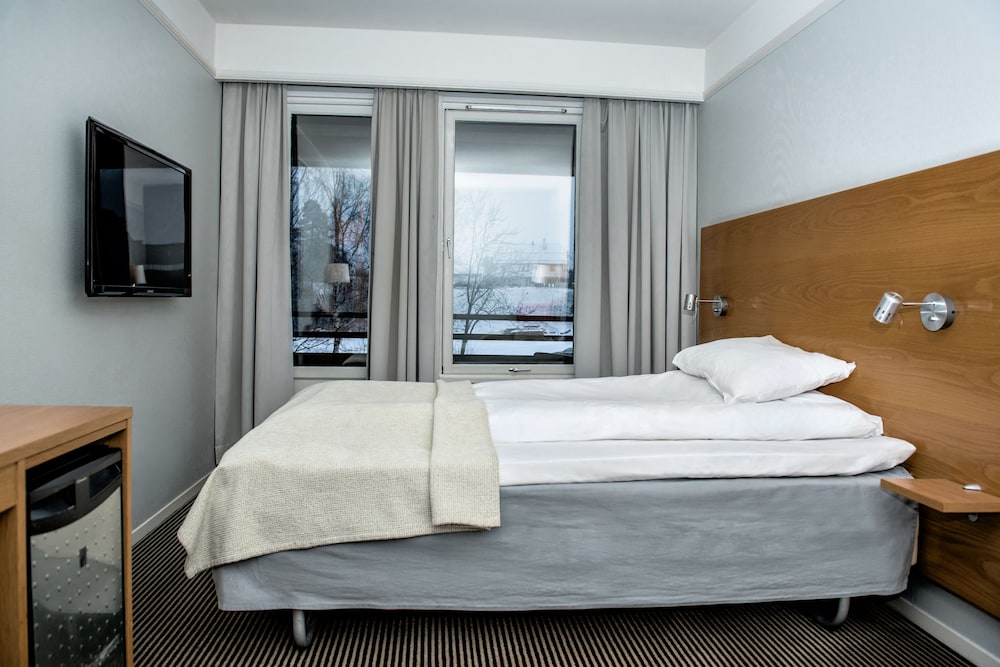 Thon Hotel Asker 25/83