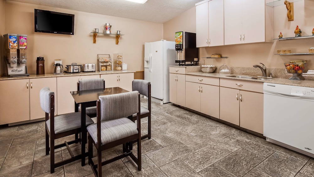 Surestay Hotel By Best Western Twin Falls 22/28