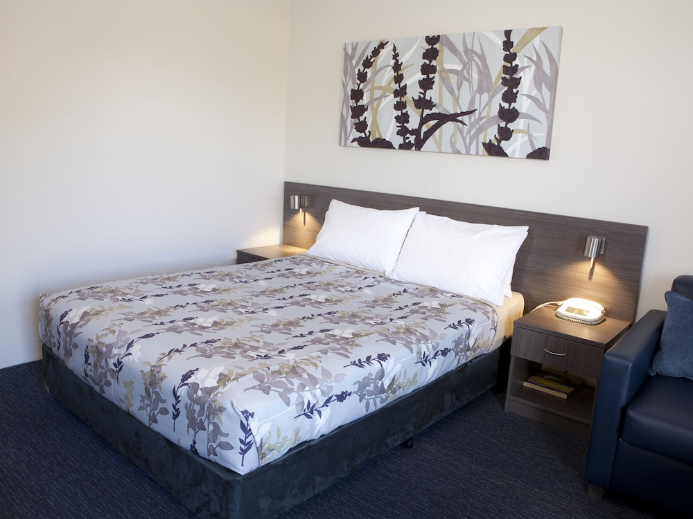 1 BEDROOM, DELUXE, APARTMENT