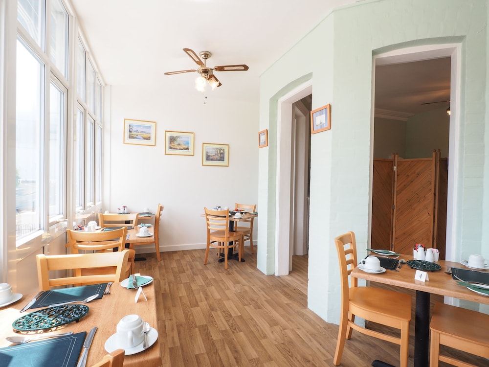 By The Sea Bed and Breakfast 30/39