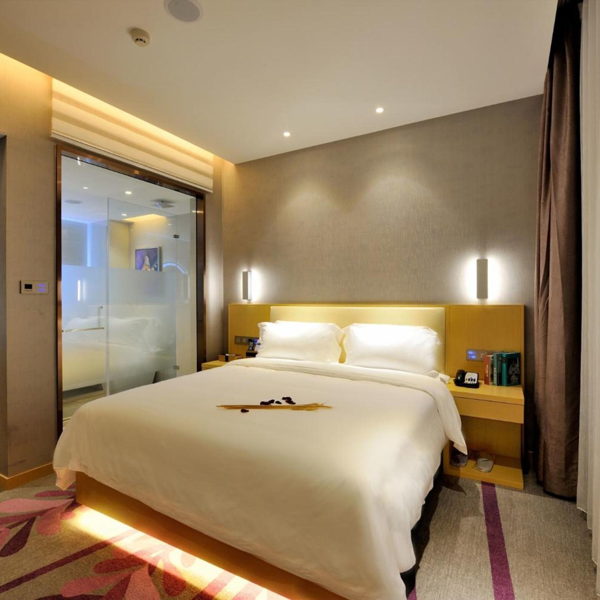 Lavande Hotels (Shanghai Jiading Xincheng Stadium) 7/93