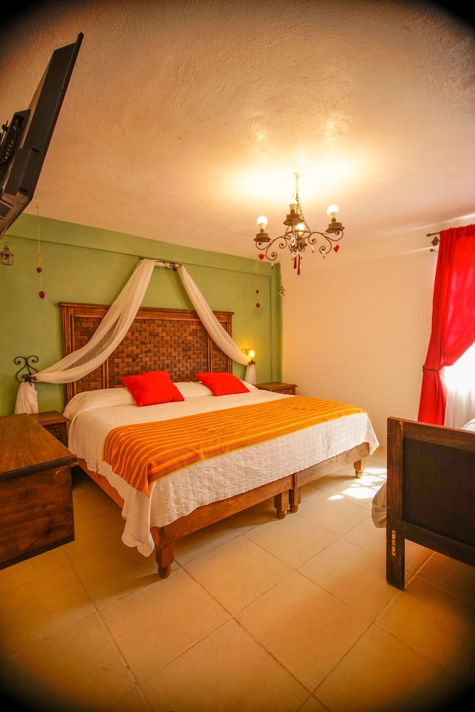 Hotel Posada la Escondida 24/71