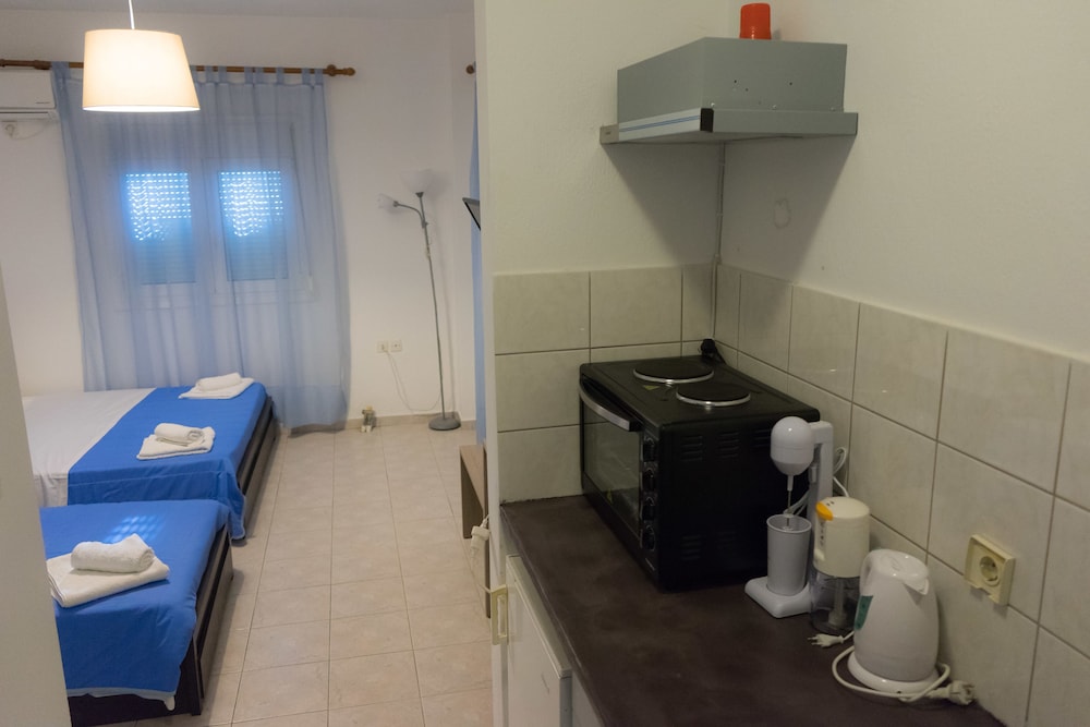 Polykratis Rooms 57/64