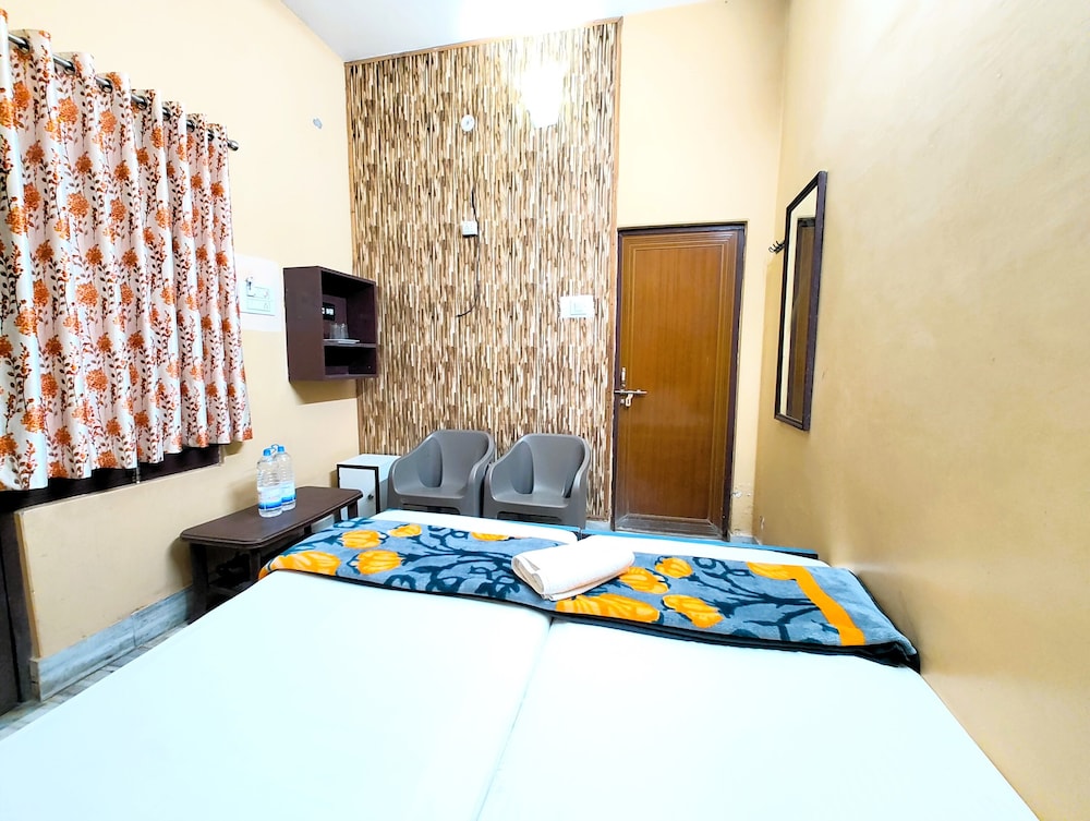 Teerth Guest House 37/64