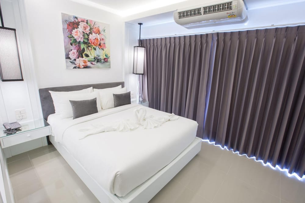 Stay With Hug Poshtel & Activities 12/37