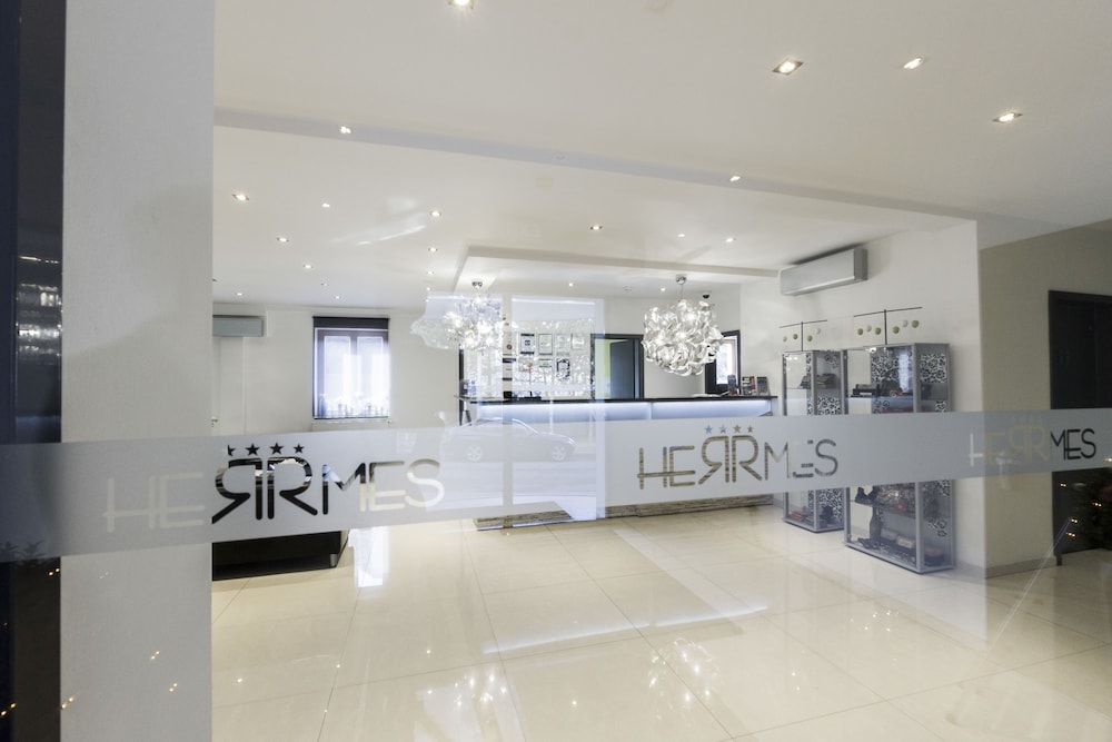 Hotel Herrmes 4/23