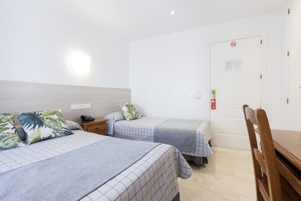 Hostal Castilla Ii Puerta Del Sol 11/73