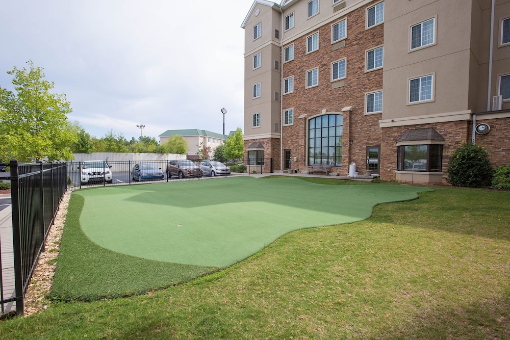 STAYBRIDGE SUITES AUGUSTA 61/64