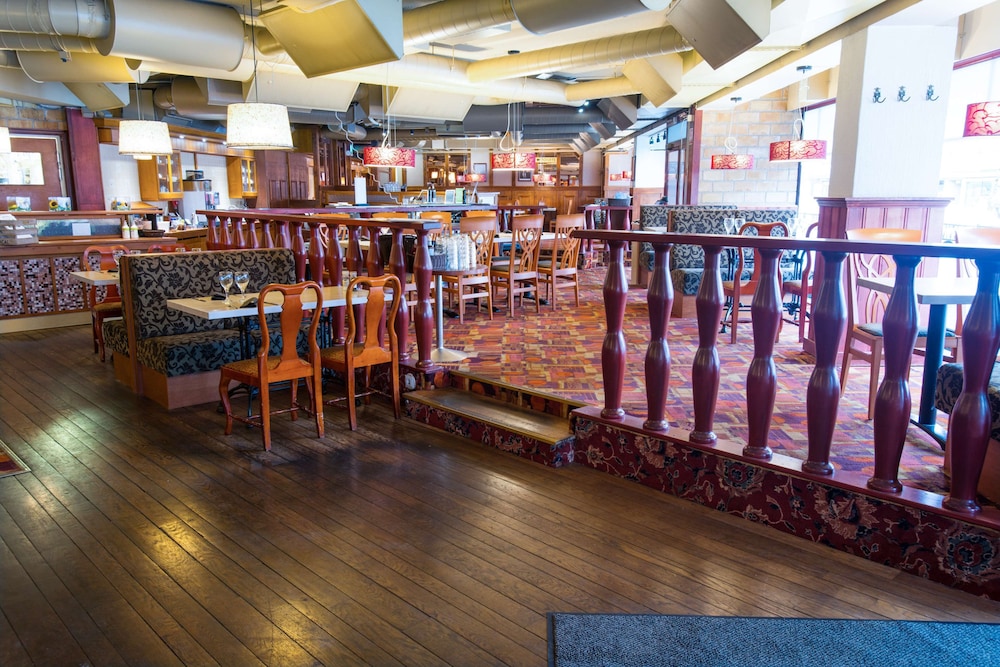 restaurant cafeteria