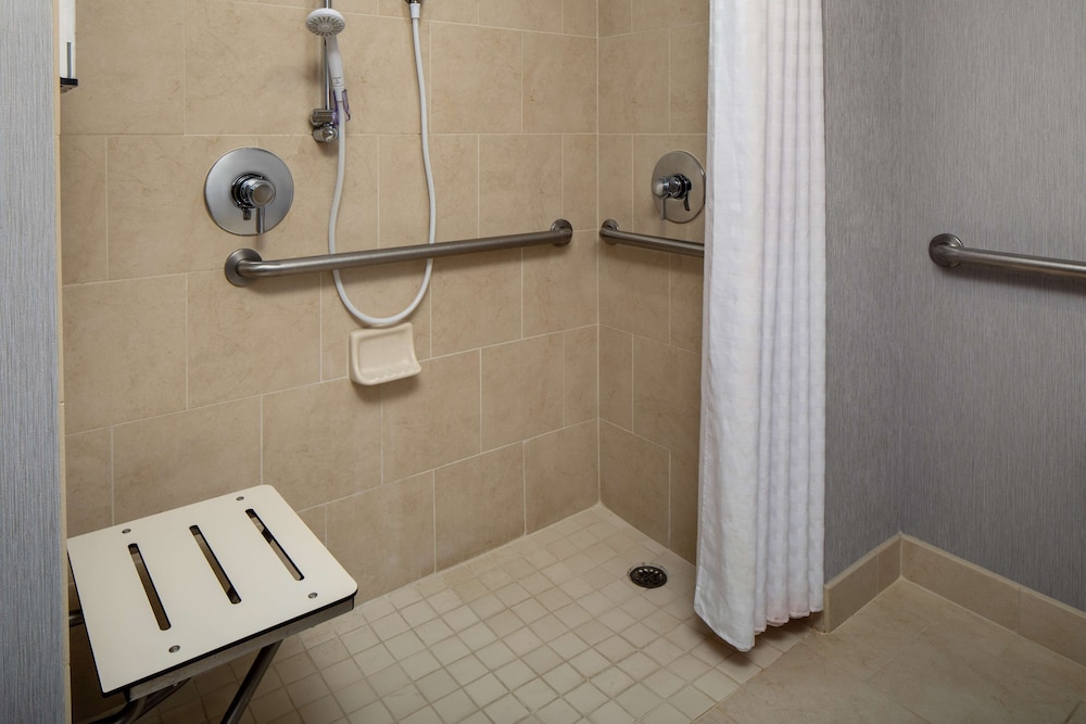 Hyatt Place Uncasville 46/46