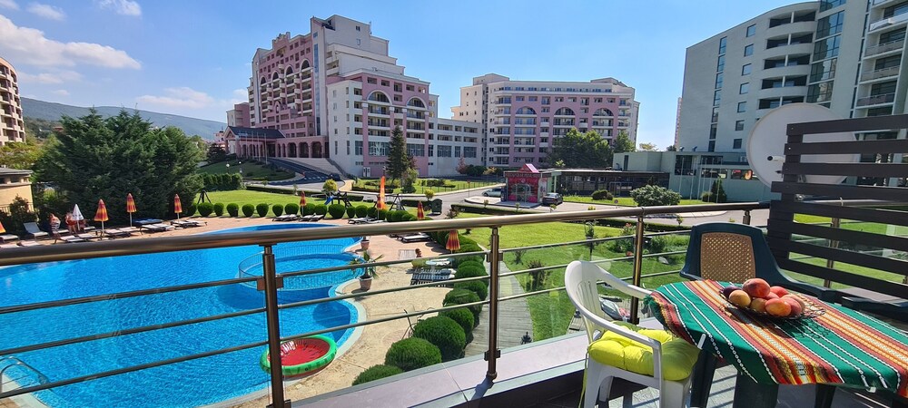 Menada Sunny Beach Plaza Apartments 37/50