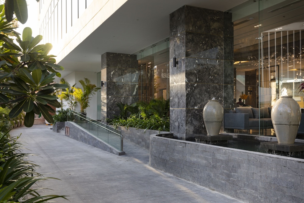 DQua Hotel and Apartment 43/50