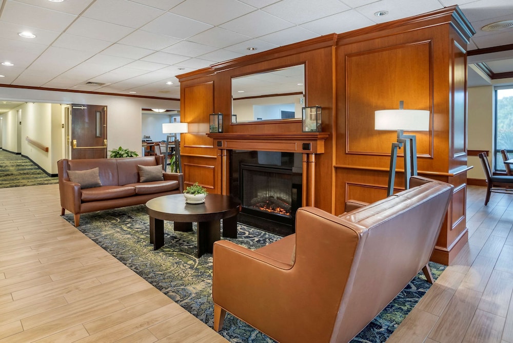 Comfort Inn Suites Newark Wilmington 37/65
