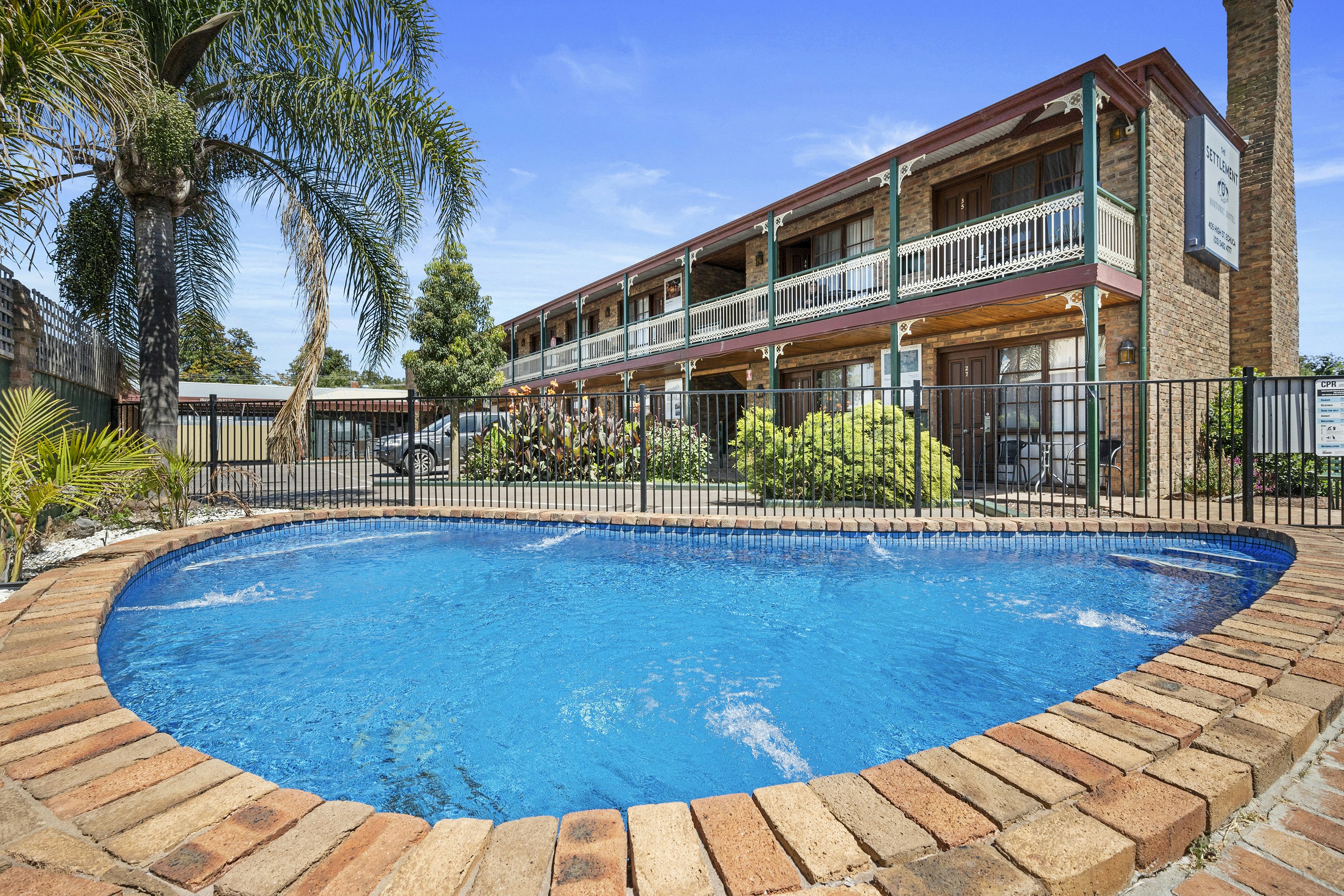 The Settlement Historic Hotel 30/32