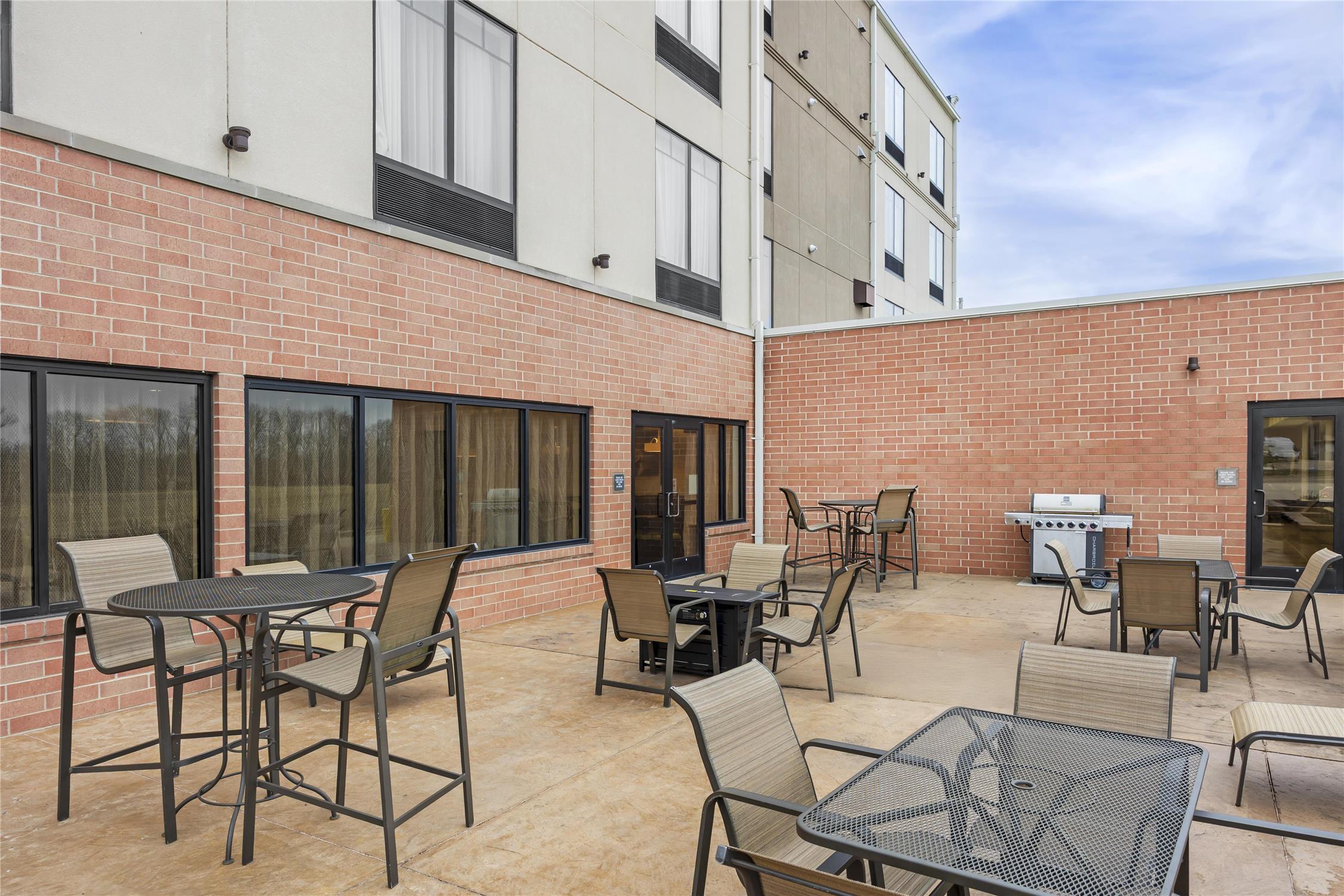 Best Western Plus Centralia Hotel & Suites 46/53