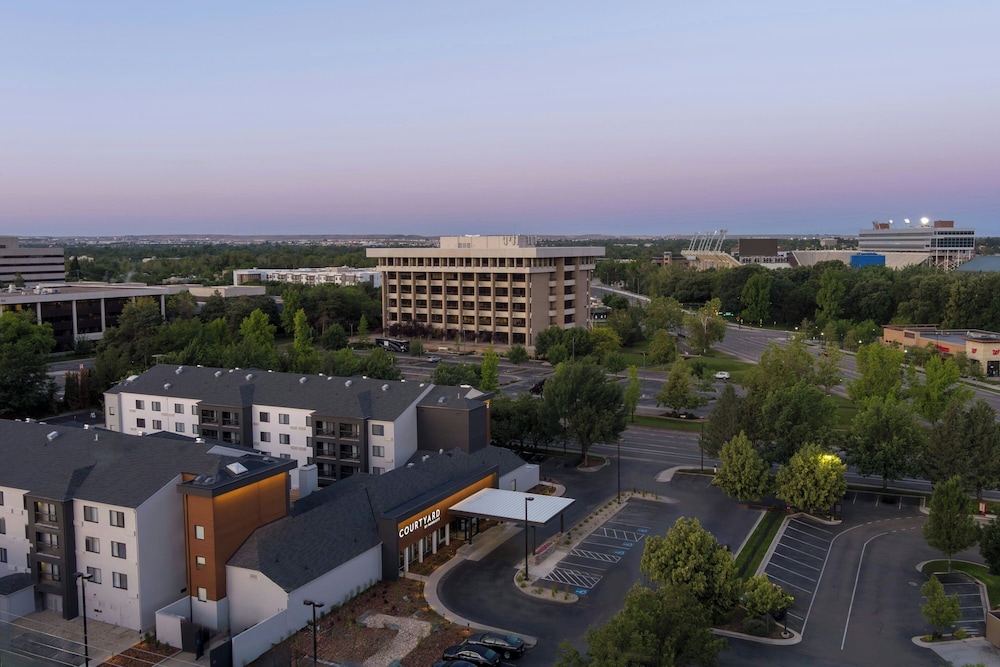 Courtyard By Marriott Downtown Boise 4/58