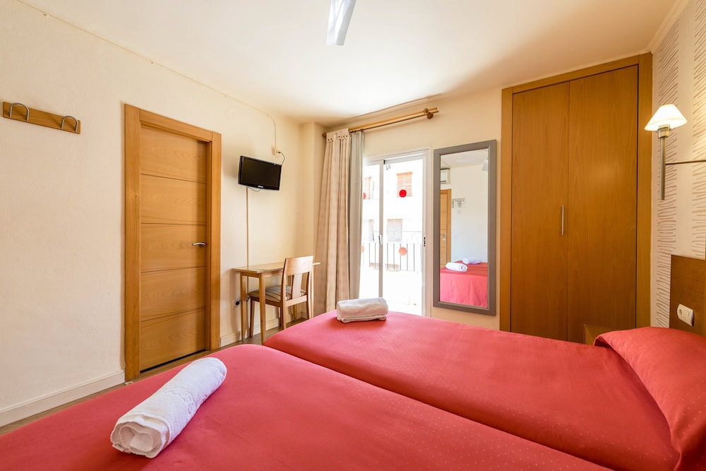 Hostal Europa Punico 7/29