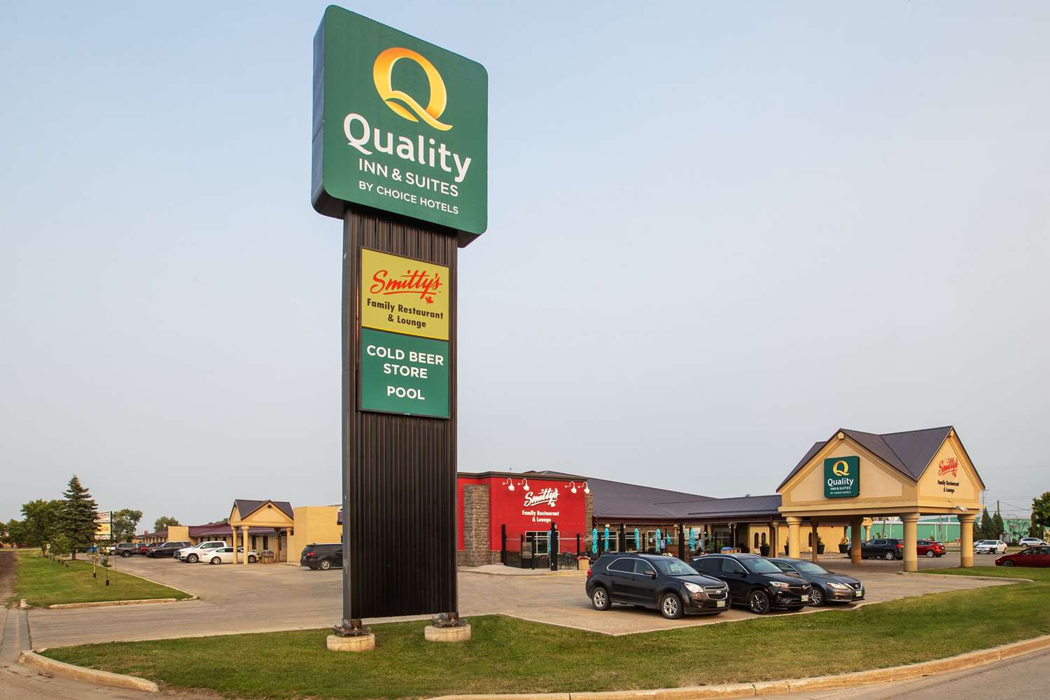 Quality Inn & Suites Winkler, MB 16/19