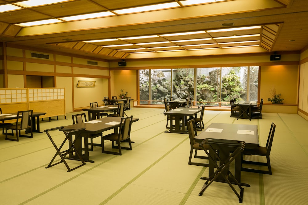 HOTEL SHIMA TAMURA 48/51
