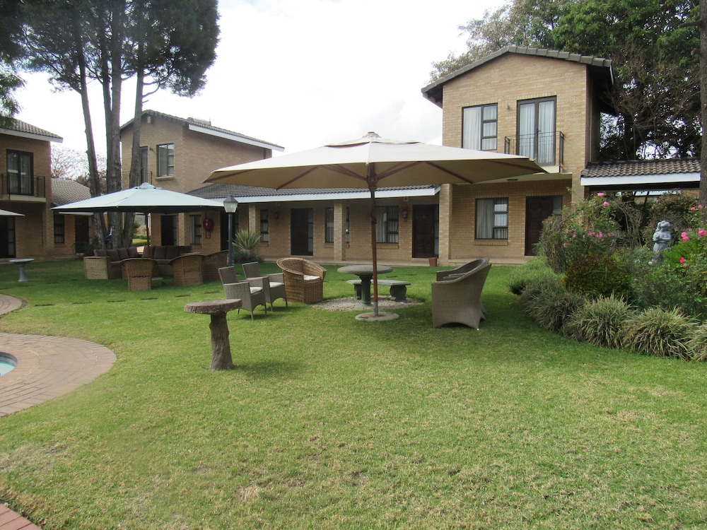 Hoyohoyo Chartwell Lodge 26/33