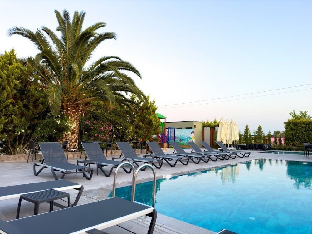 Club Kavala Beach Hotel Assos 45/58