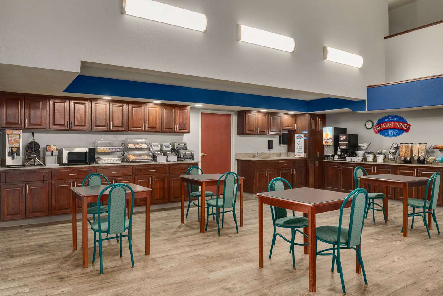 restaurant cafeteria