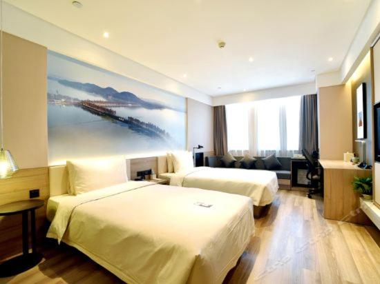 Atour Hotel Wuhan Changqing Road 20/74