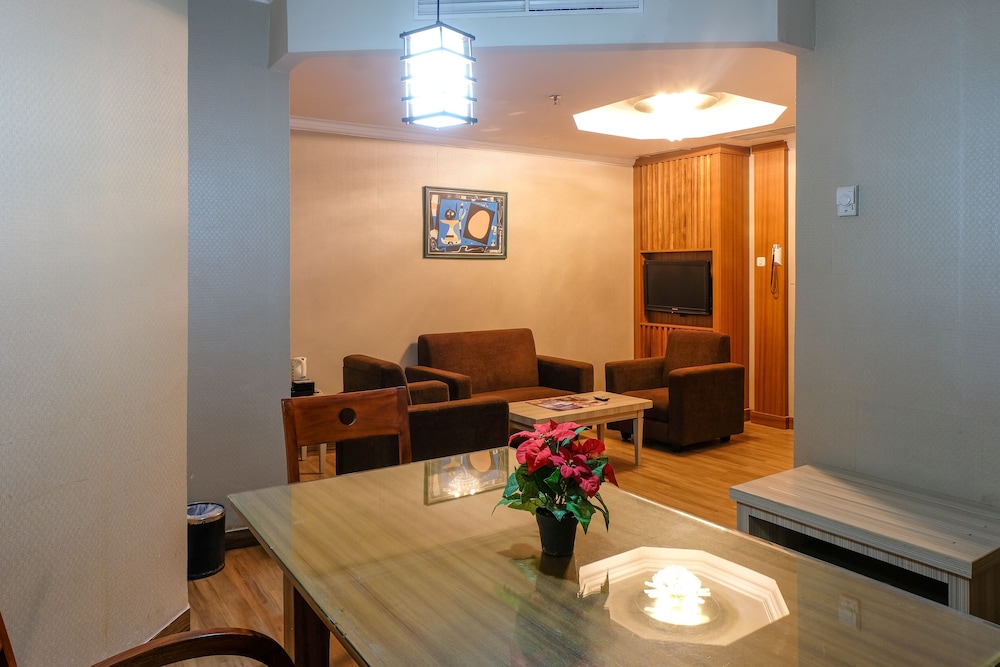 Almadera Hotel D H Quality Plaza Hotel Makassar 30/52