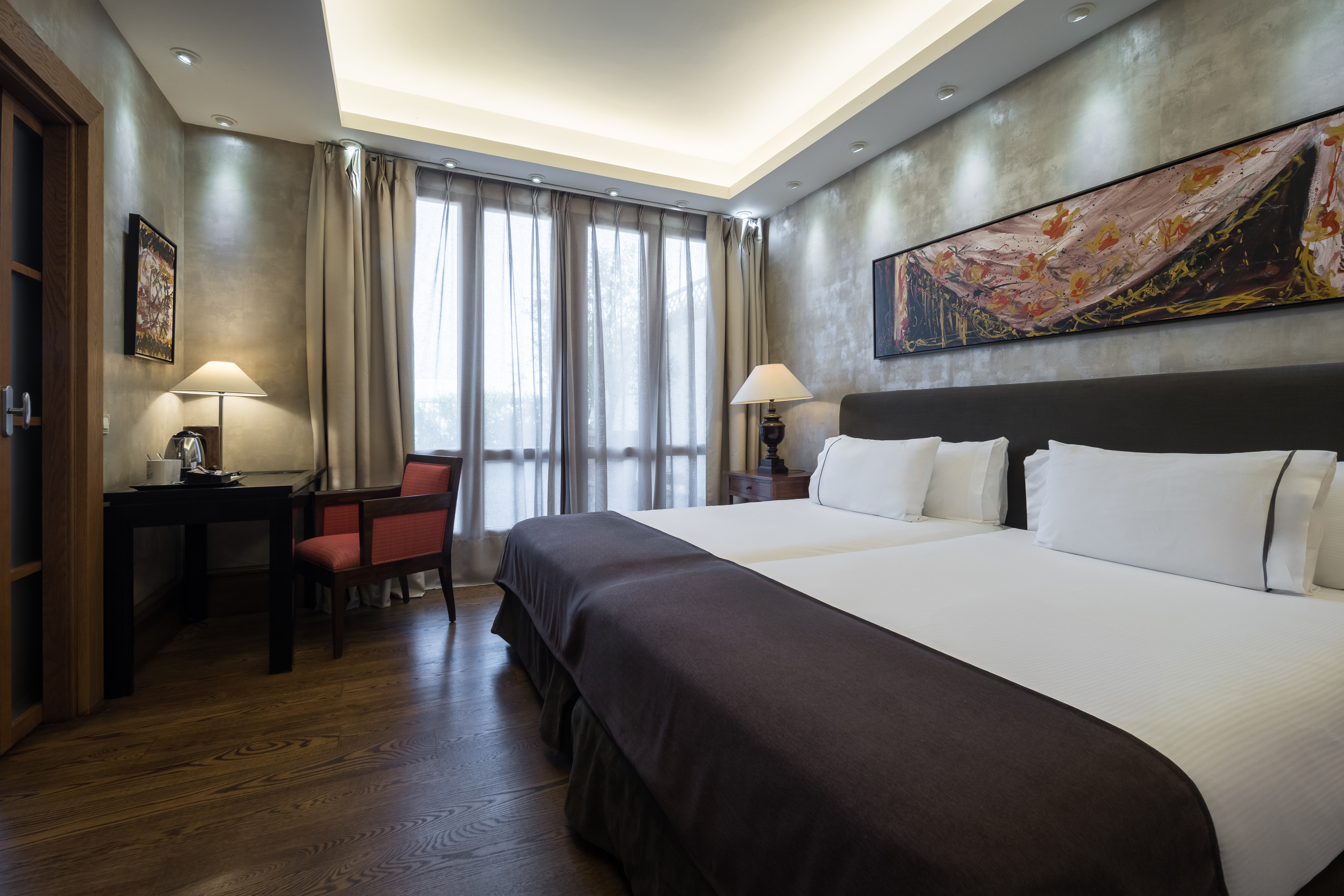 Grand, V Suite