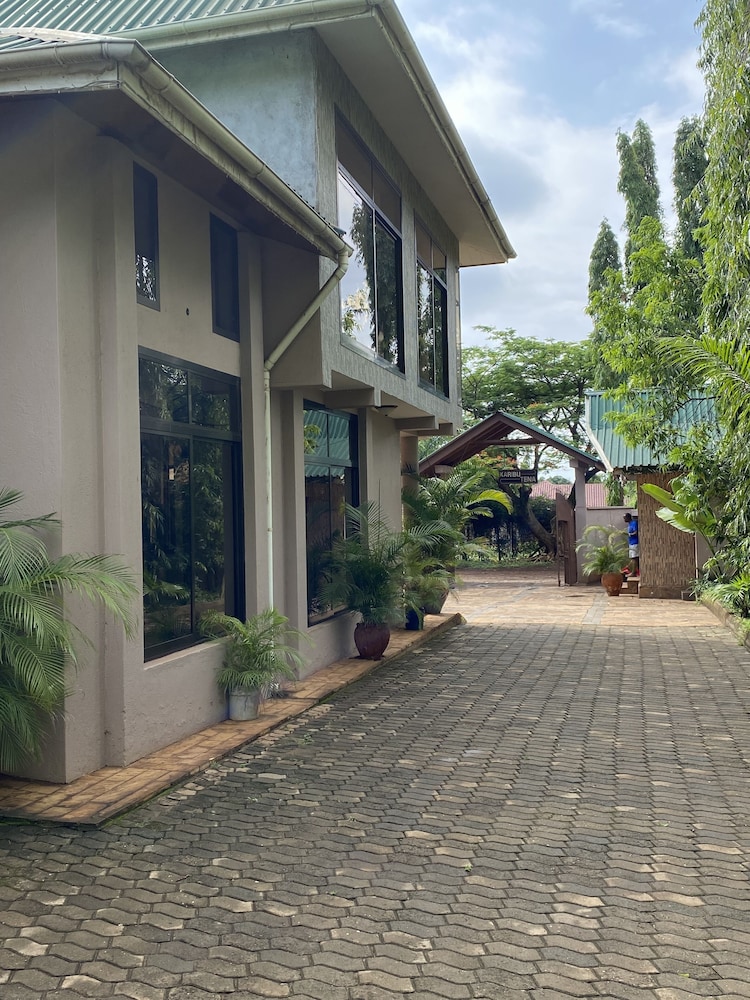 Sangana Lodge 41/50