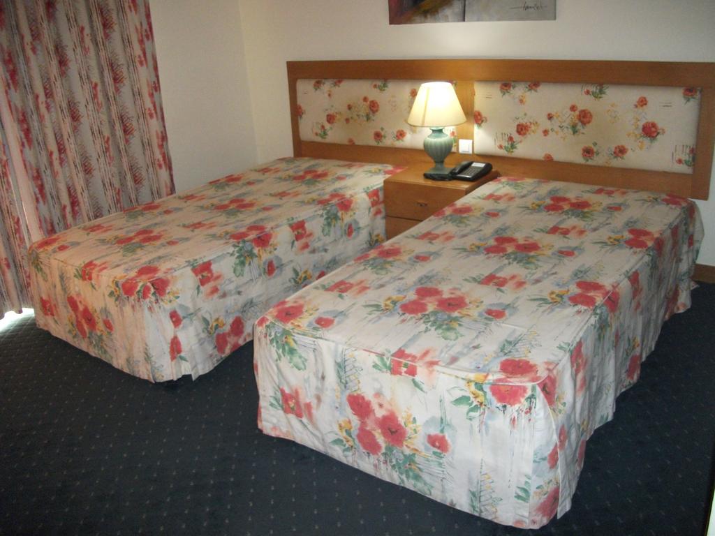 Hotel Francis 12/36