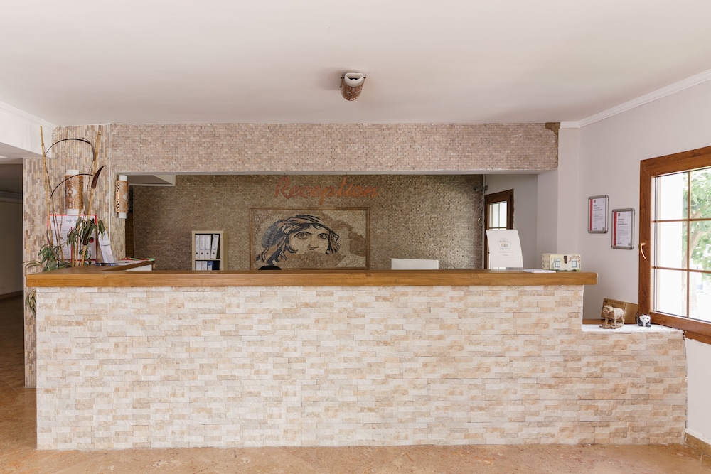 Costa Bitezhan Hotel 17/73
