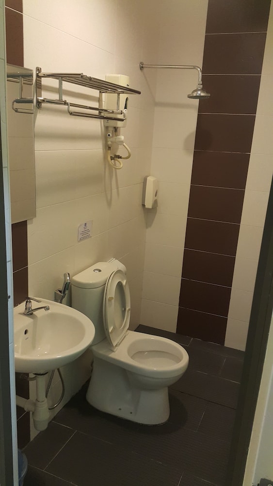 BEST VIEW HOTEL PUCHONG 40/45