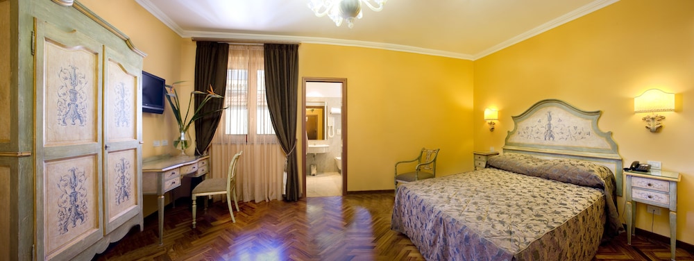Hotel Palazzo Guardati 28/76