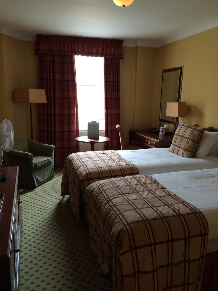 Old Ship Hotel 13/50