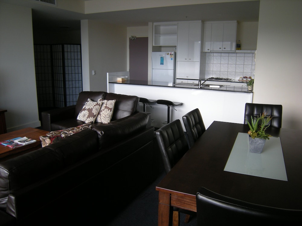 The Waterfront Apartments Geelong 28/40