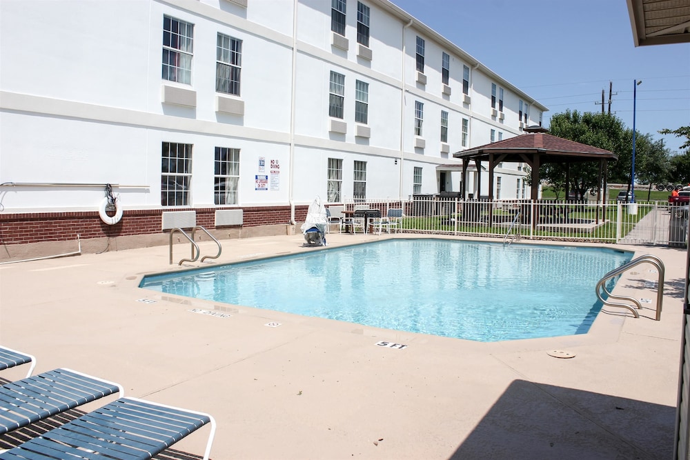 Motel6 Rosenberg, TX in ROSENBERG - TX