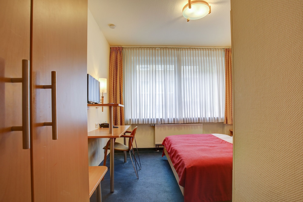 Trip Inn Hotel Conti 17/28