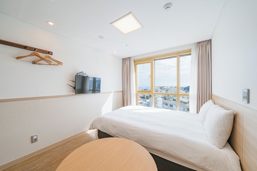 Hotel Kenny Seogwipo 28/66