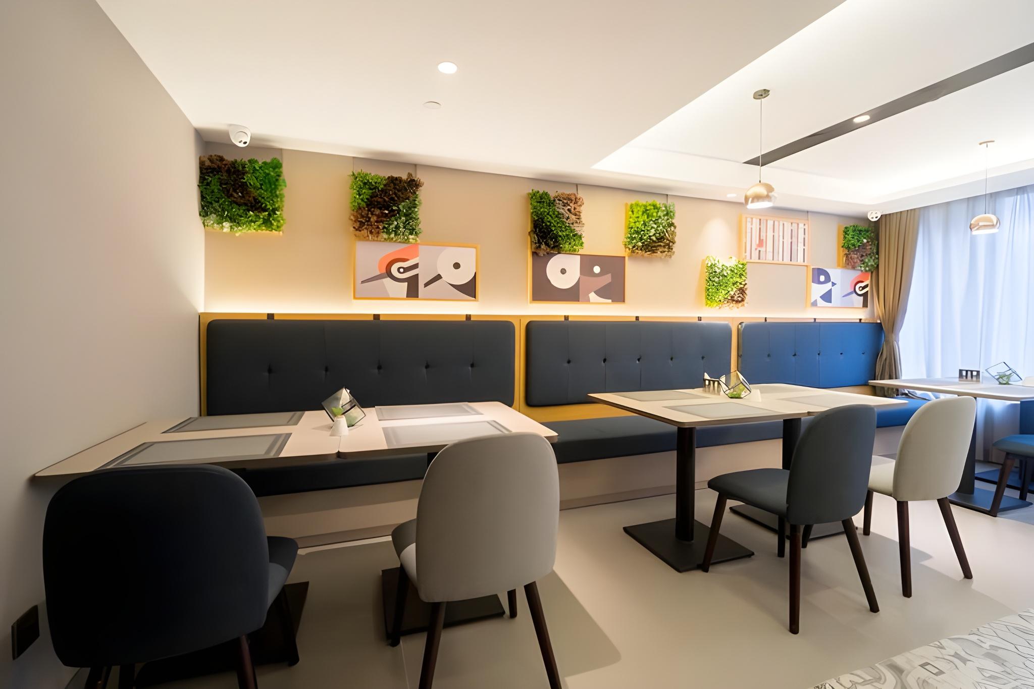 Home Inn Selected (Shanghai Hongqiao Gubei Yaohong Road Metro Station) 44/53