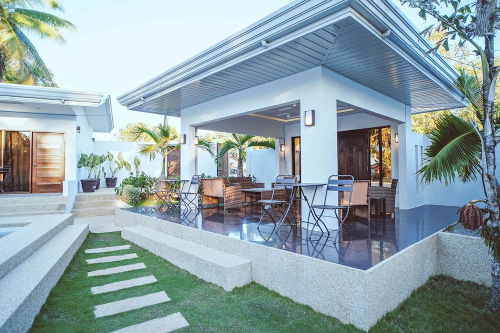 Quest Villa 5/50