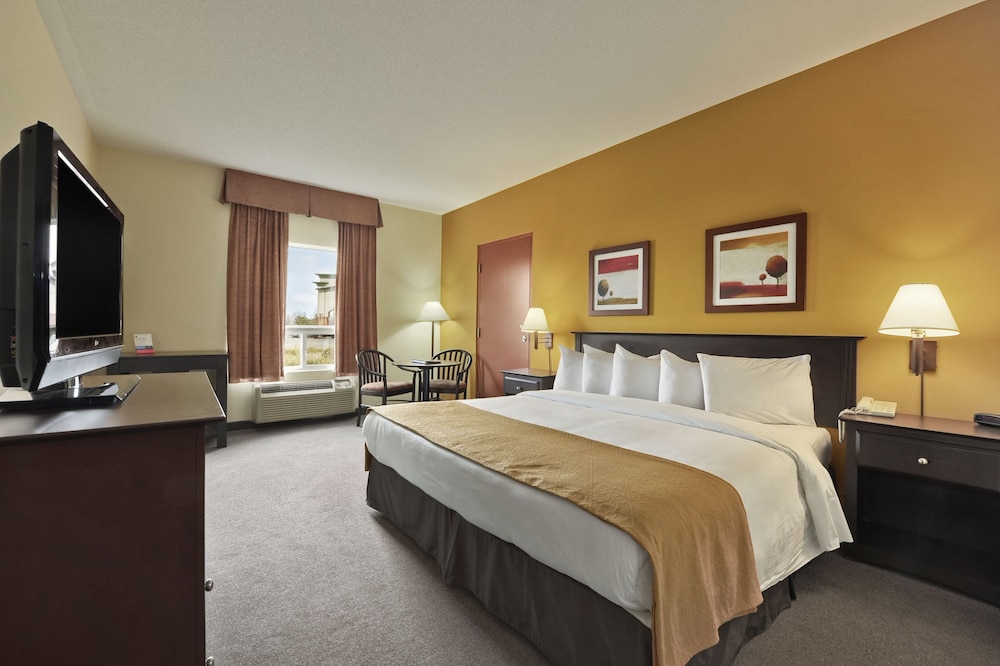 Super 8 by Wyndham Barrie South 9/45